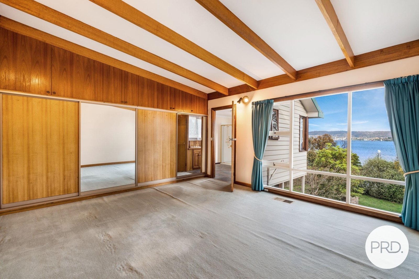 139 Derwent Avenue LINDISFARNE 7