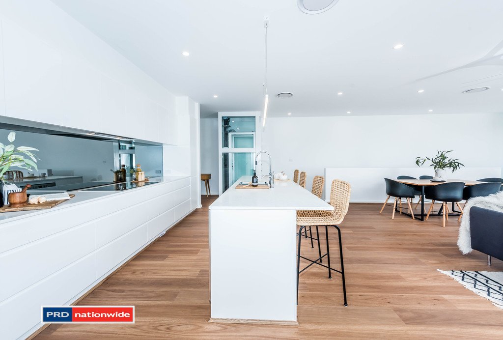 1/39 Lawson Street NELSON BAY 8