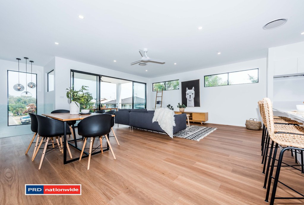 1/39 Lawson Street NELSON BAY 12