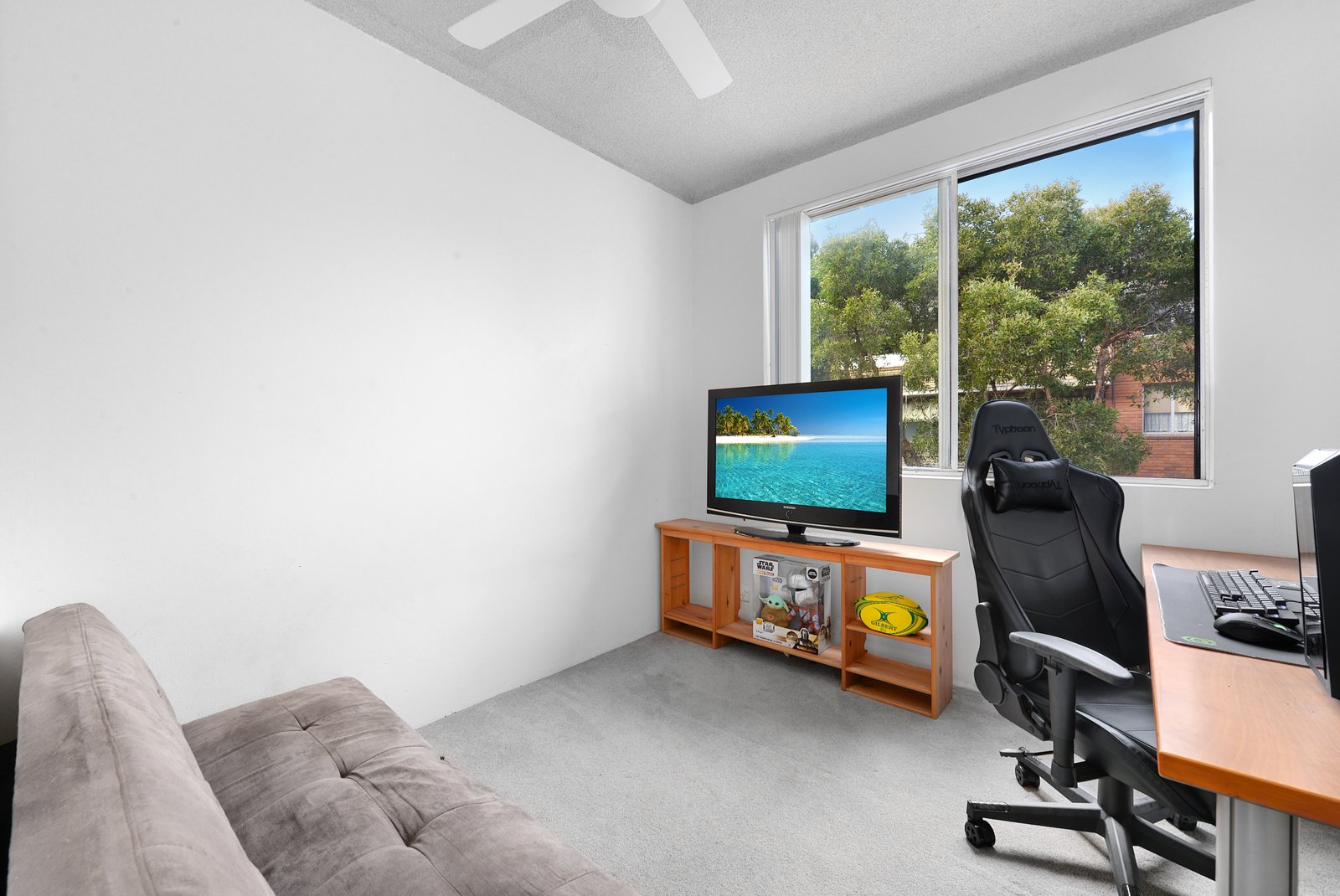 13/9 Nilson Avenue HILLSDALE 4