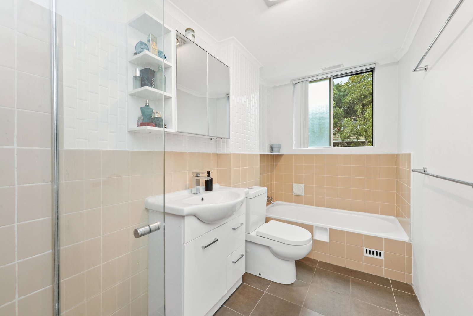 13/9 Nilson Avenue HILLSDALE 5