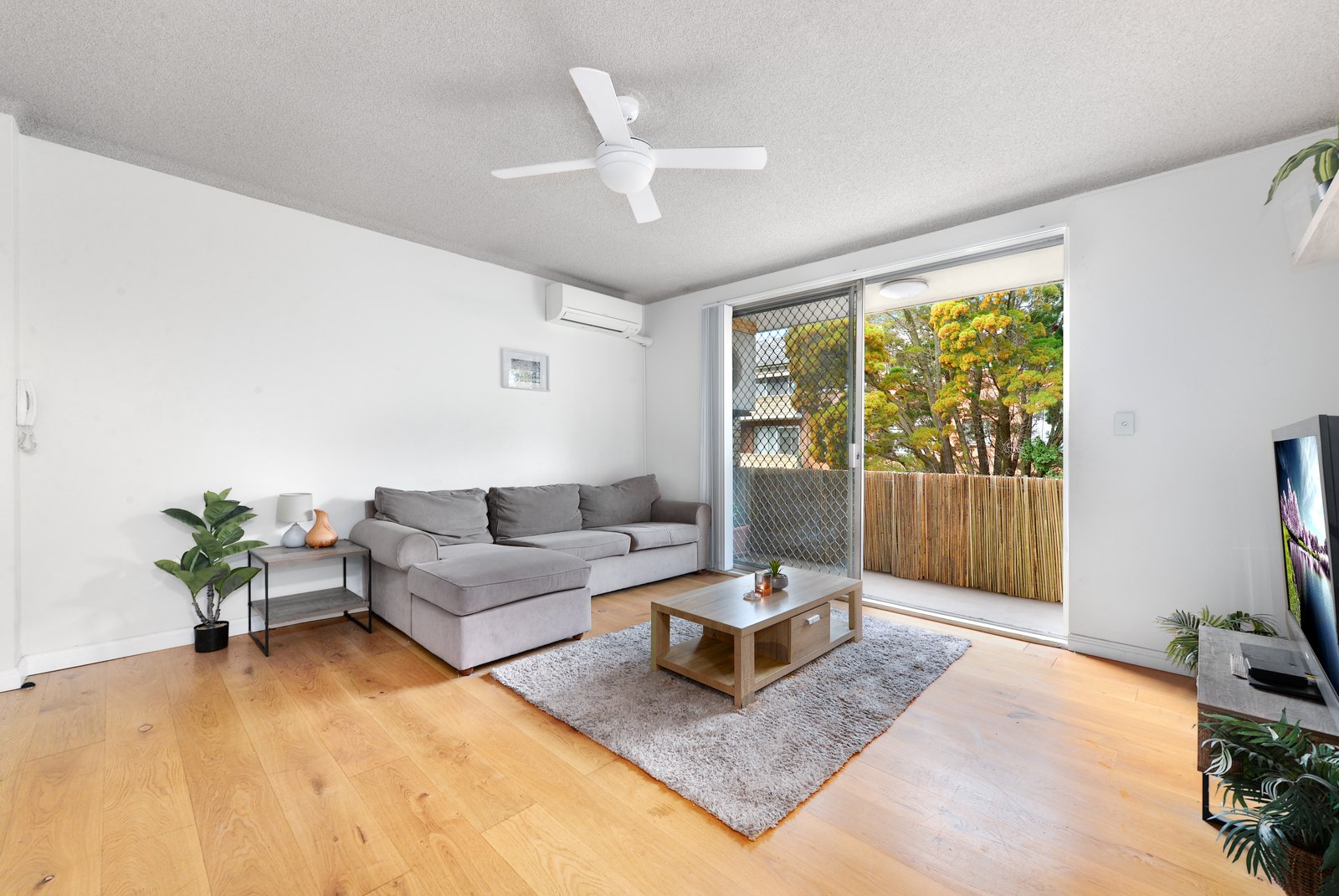 13/9 Nilson Avenue HILLSDALE 7