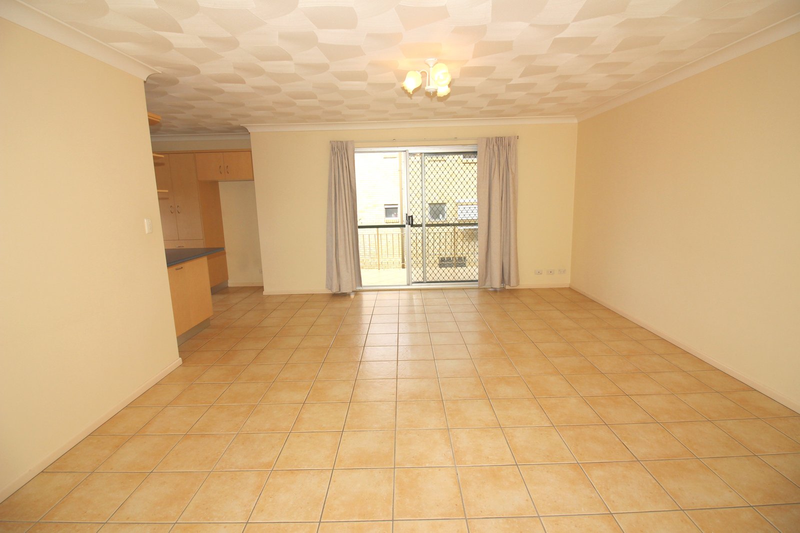 1/39 Noble Street CLAYFIELD 8