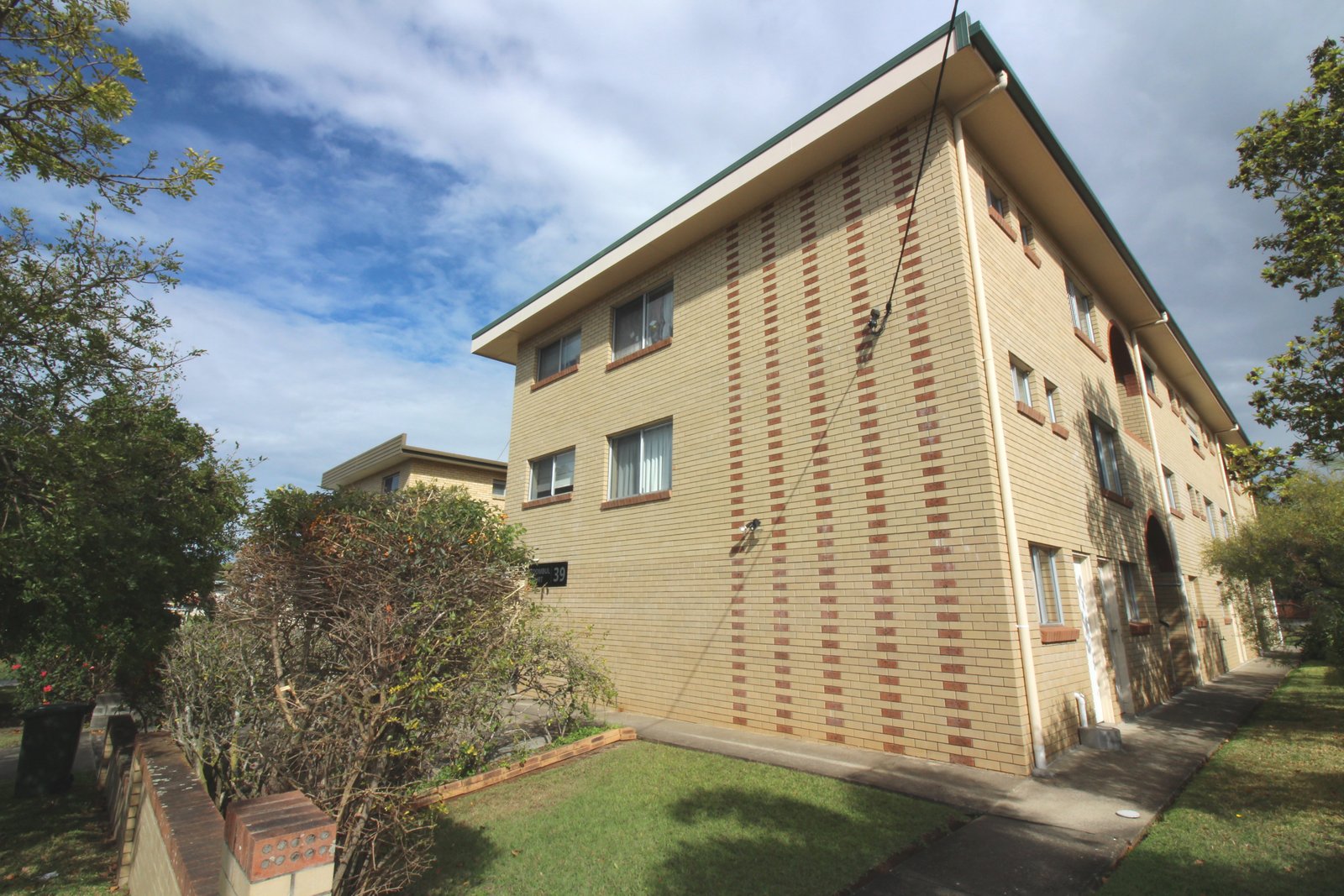 1/39 Noble Street CLAYFIELD 11