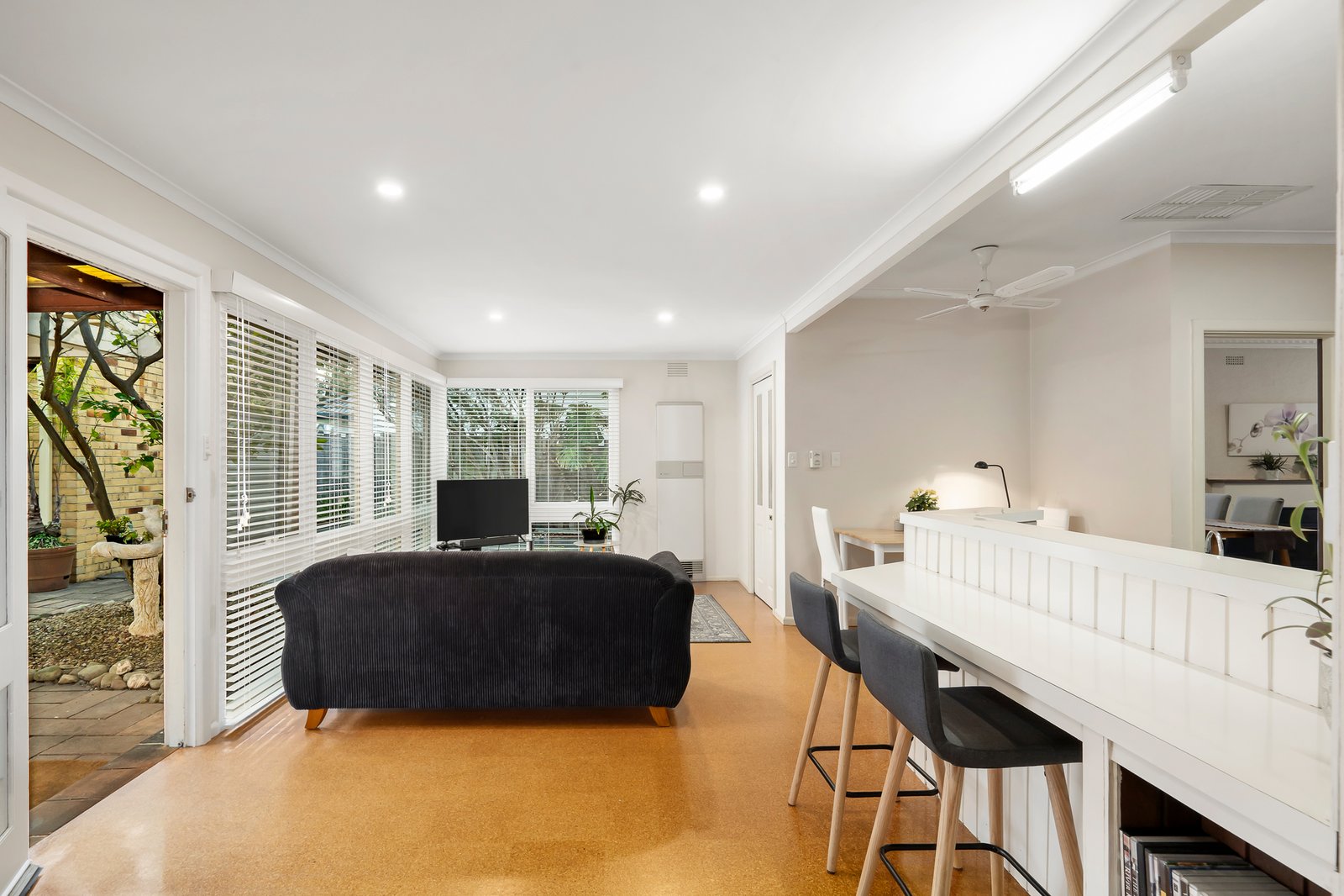 Gallery: 139 Oak Street
