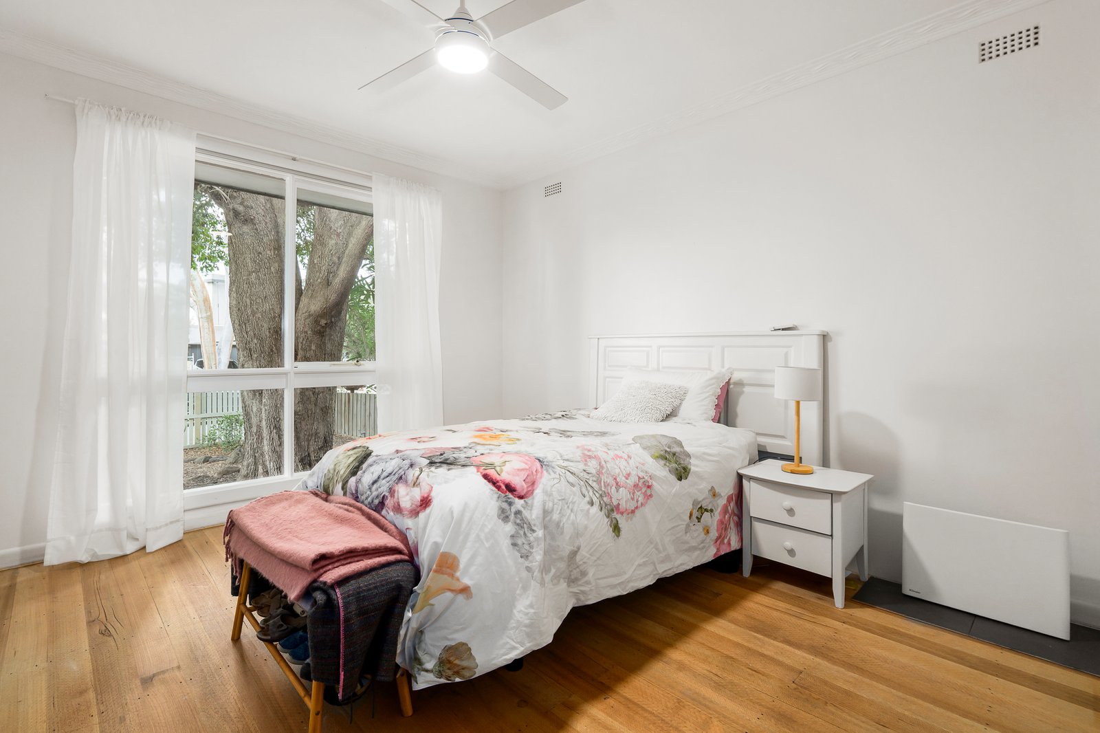 Gallery: 139 Oak Street