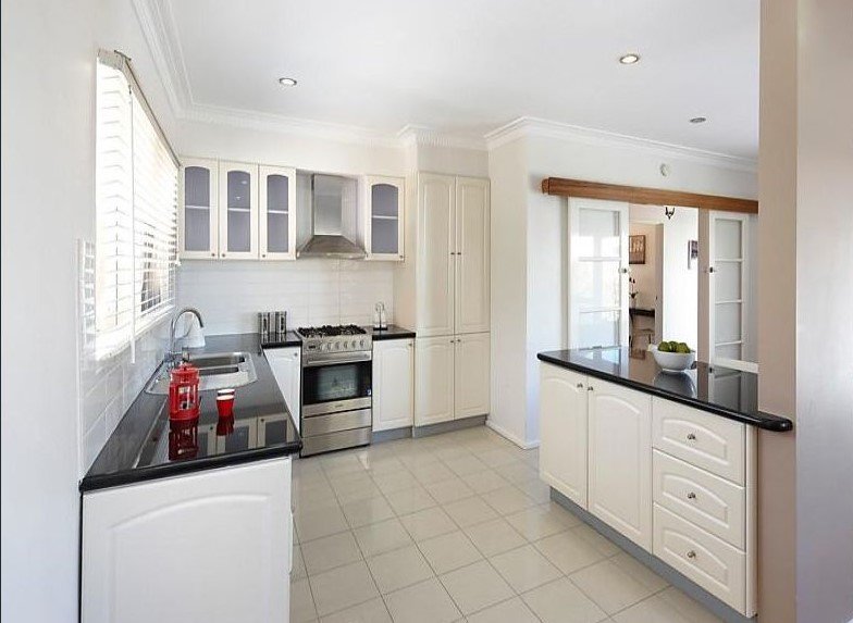 Gallery: 139 Pellatt Street