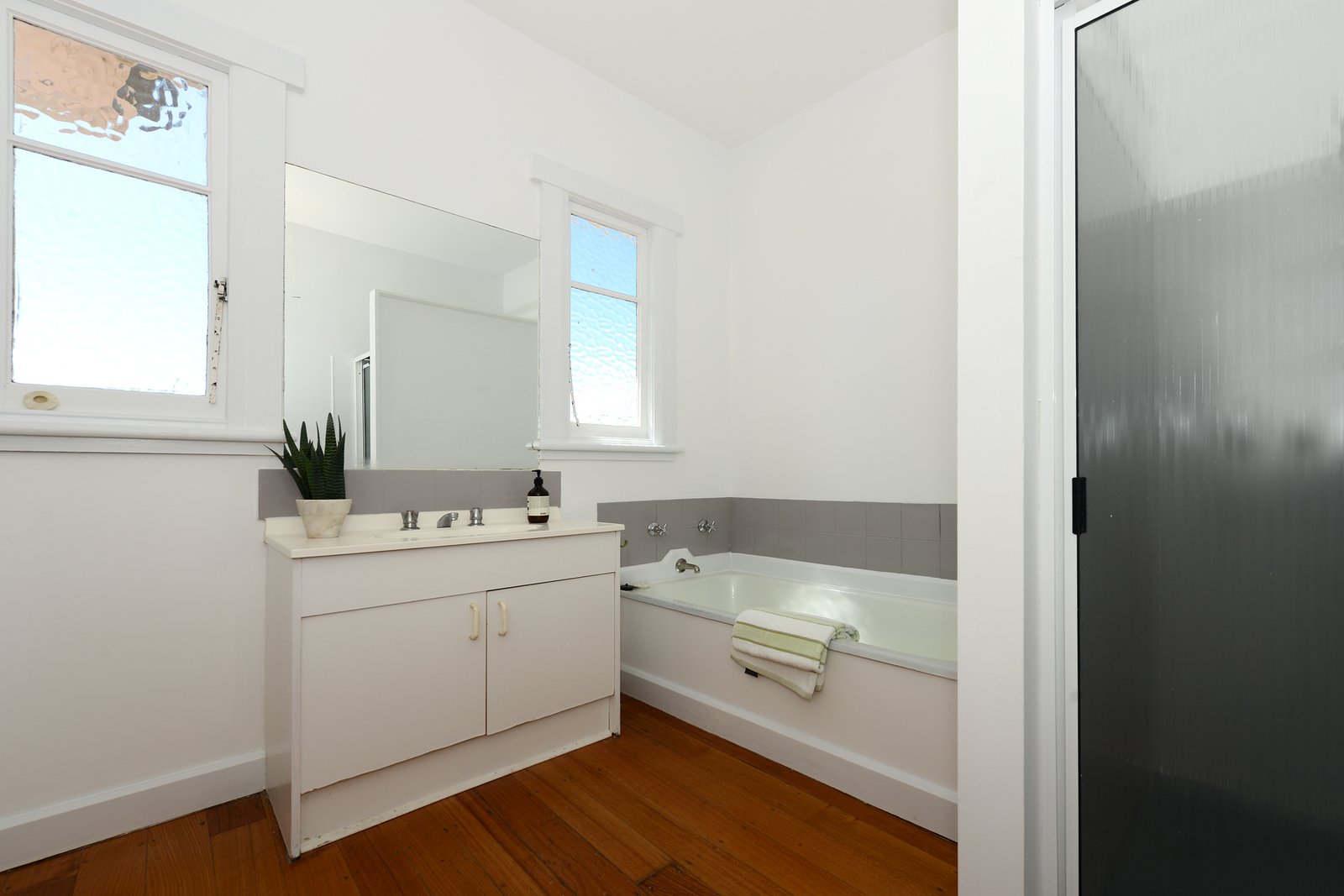 139 Risdon Road LUTANA 10