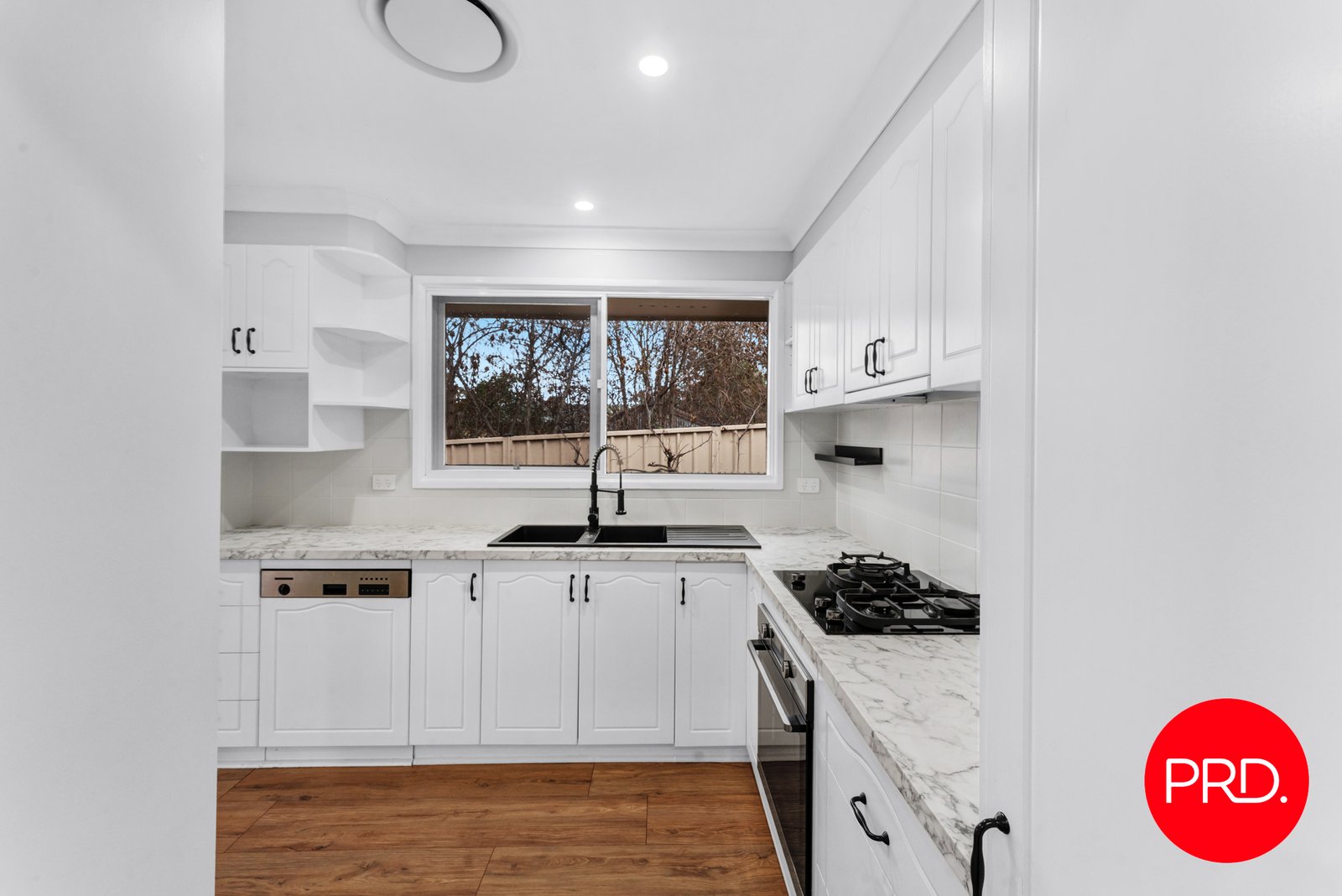 139 Ross Road CRESTWOOD 7