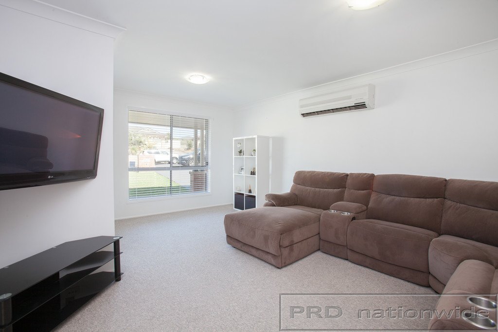 139 Somerset Drive THORNTON 10