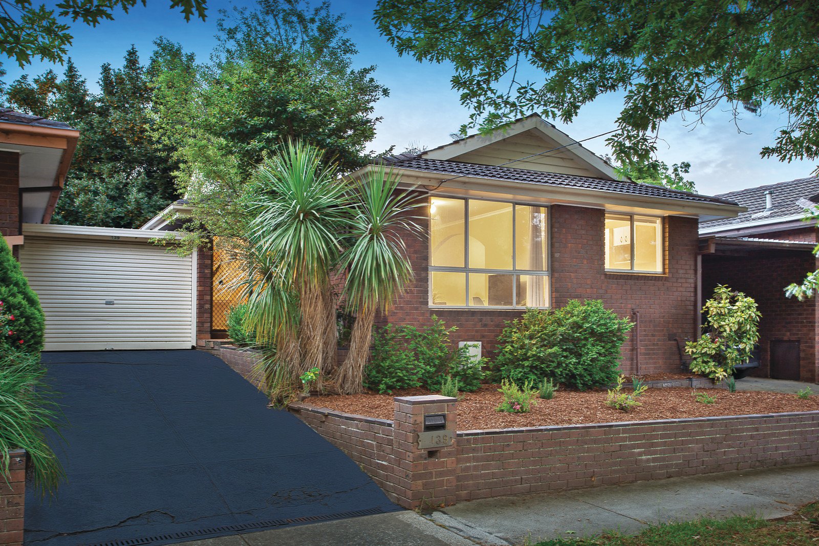 139 Windsor Crescent, Mont Albert, VIC