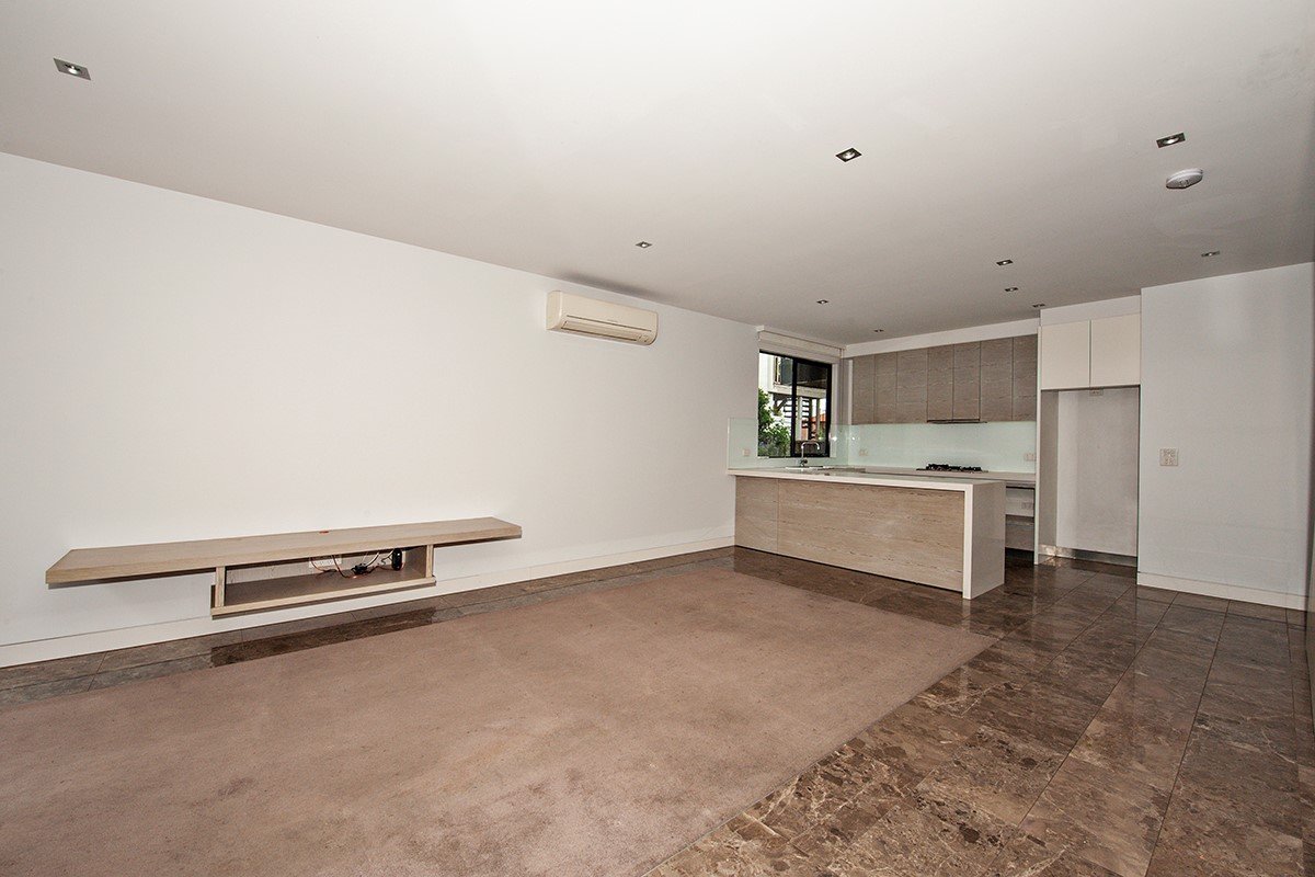Gallery: 1/390 Dandenong Road