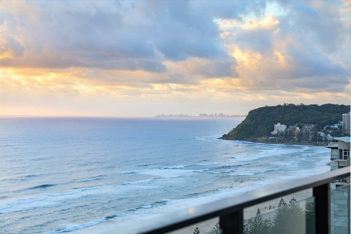 139/1969-1971 Gold Coast Highway Burleigh Heads 11