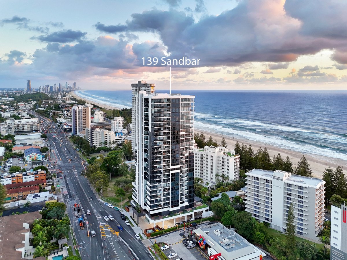 139/1969-1971 Gold Coast Highway Burleigh Heads 23