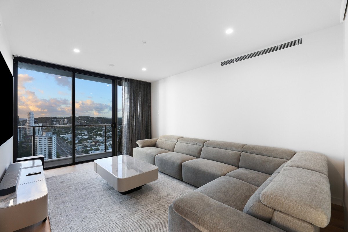 139/1969-1971 Gold Coast Highway Burleigh Heads 9