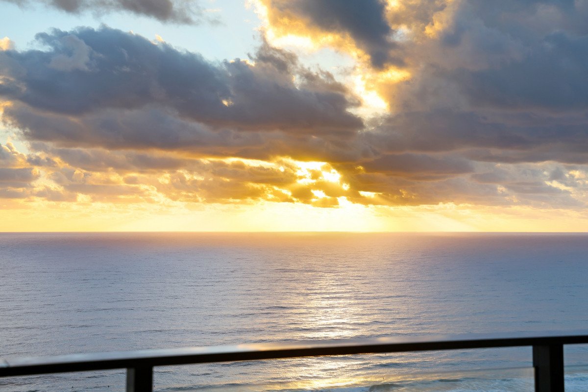 139/1969-1971 Gold Coast Highway Burleigh Heads 12