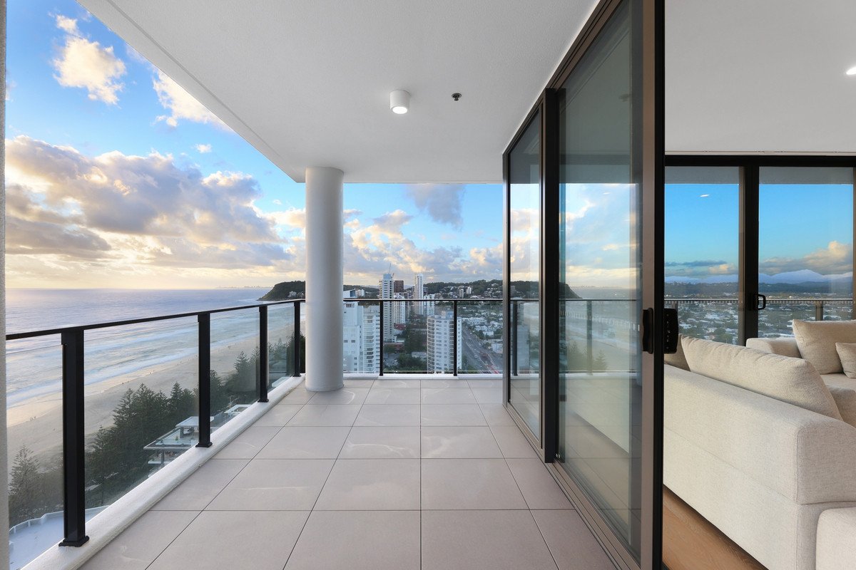 139/1969-1971 Gold Coast Highway Burleigh Heads 14