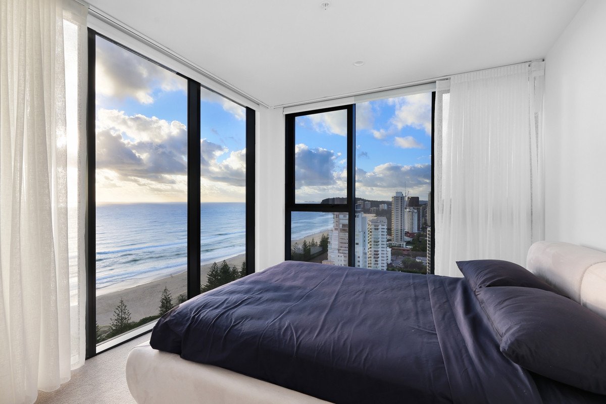 139/1969-1971 Gold Coast Highway Burleigh Heads 18