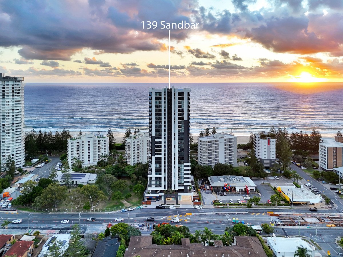 139/1969-1971 Gold Coast Highway Burleigh Heads 22