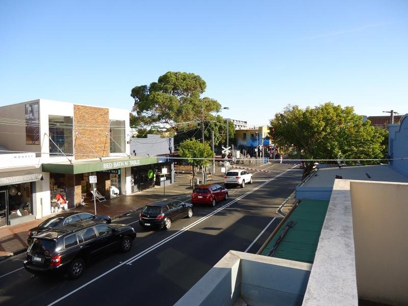 Gallery: 1/392 Hampton Street