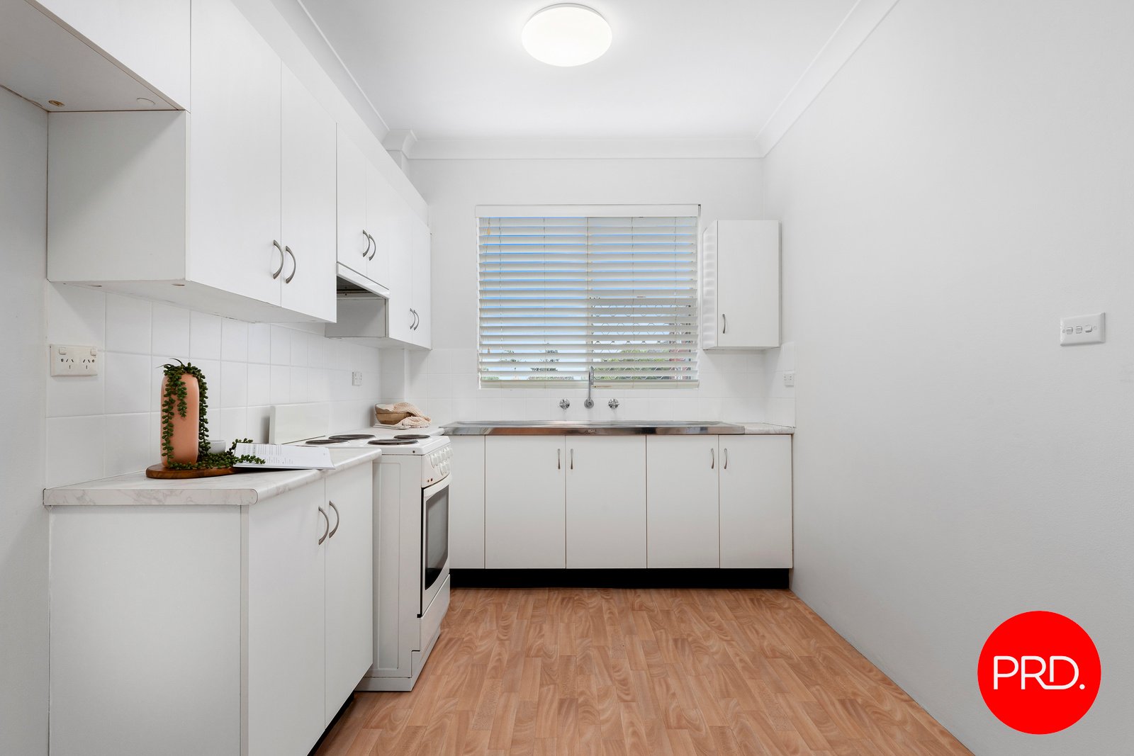 1/394 Railway Parade CARLTON 11