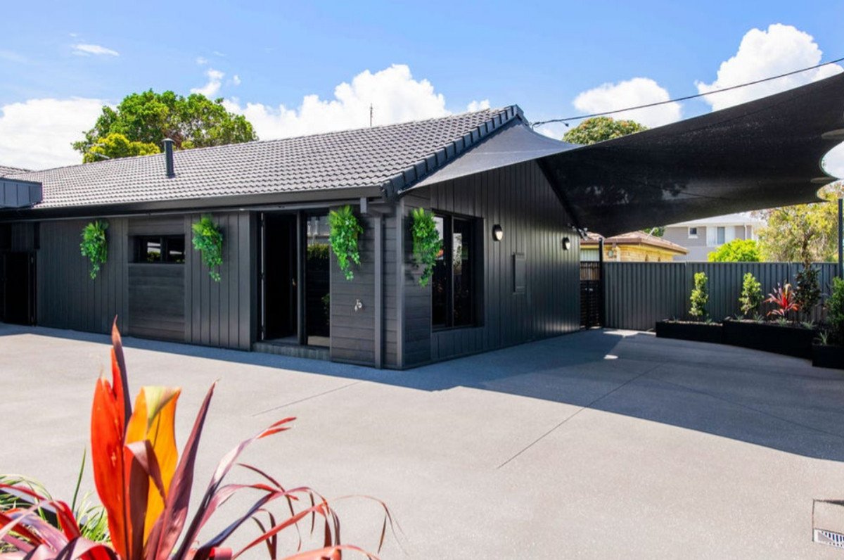 1/395 Bayview Street Hollywell 1