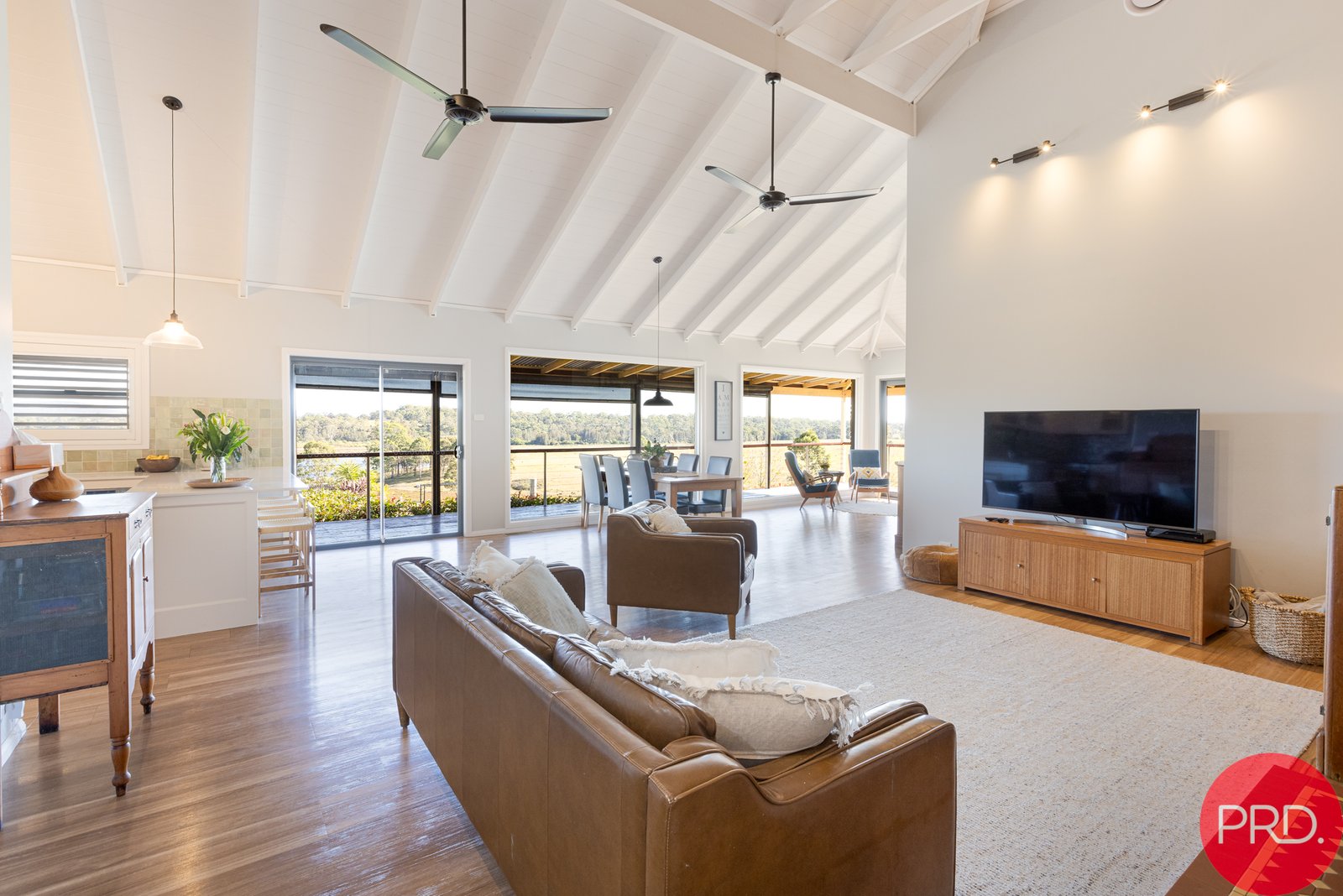 1395 George Booth Drive BUCHANAN 6