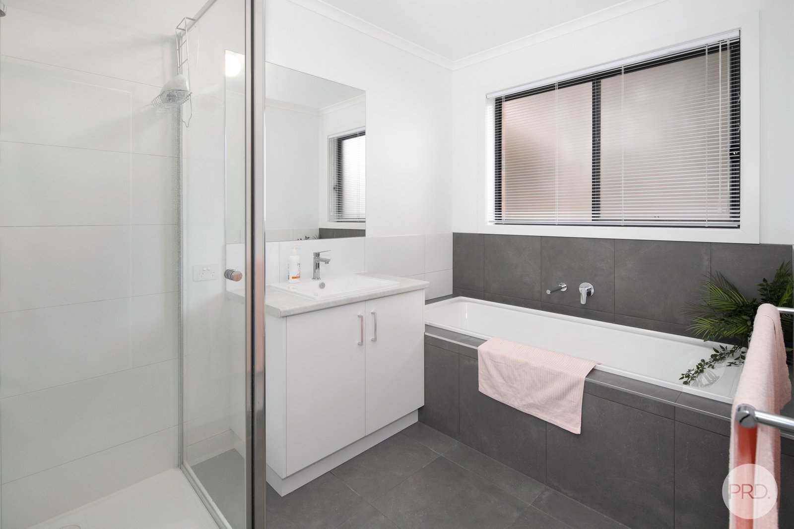 1/395 Old Melbourne Road BALLAN 11