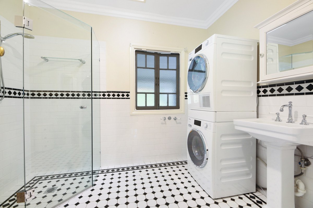 1395 Tallebudgera Creek Road Tallebudgera Valley 26