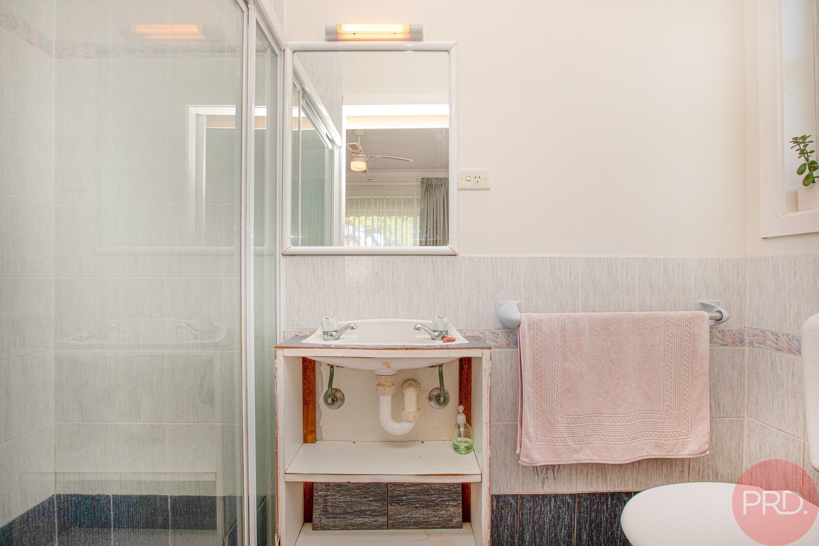 13A Addison Street BERESFIELD 9