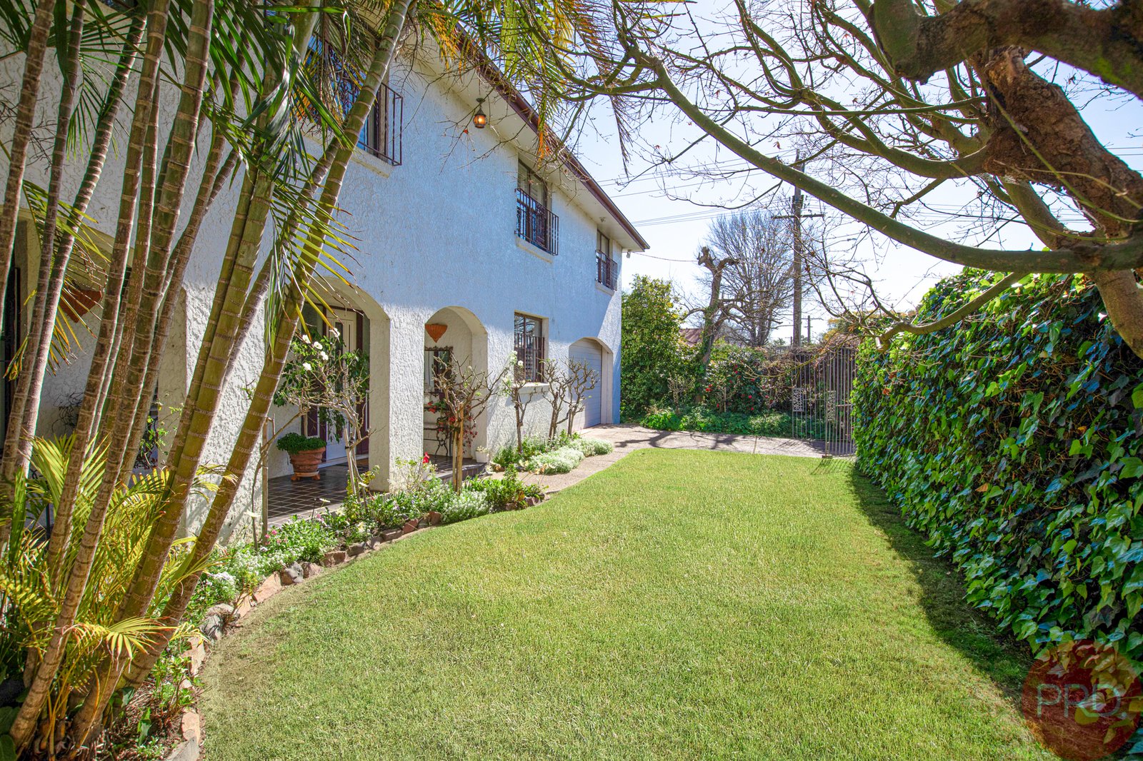 13A Allan Street LORN 1