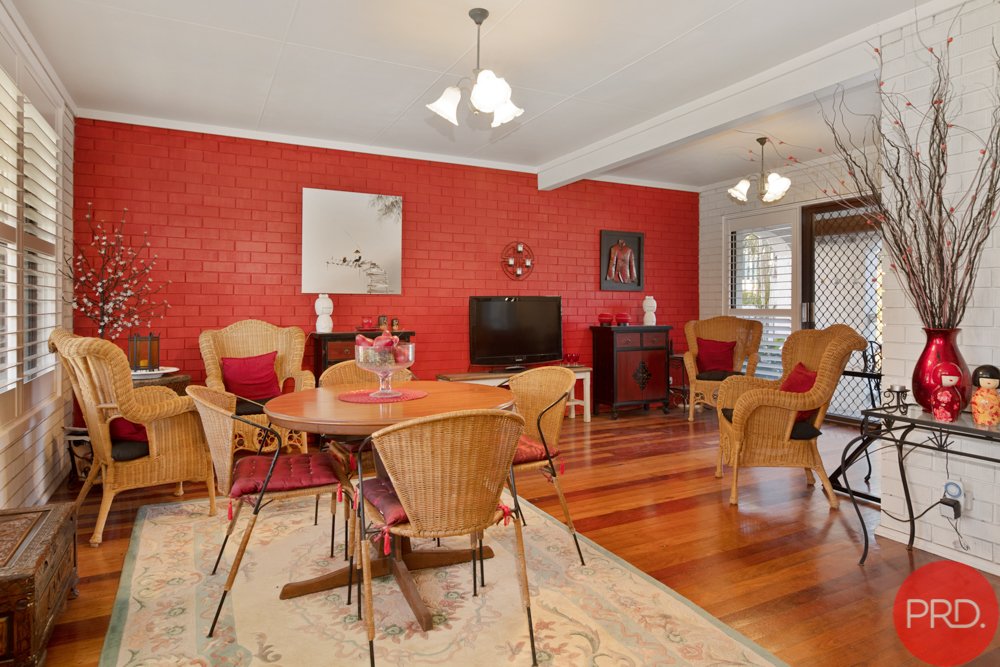 13A Allan Street LORN 4