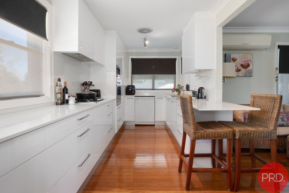 13A Allan Street LORN 10