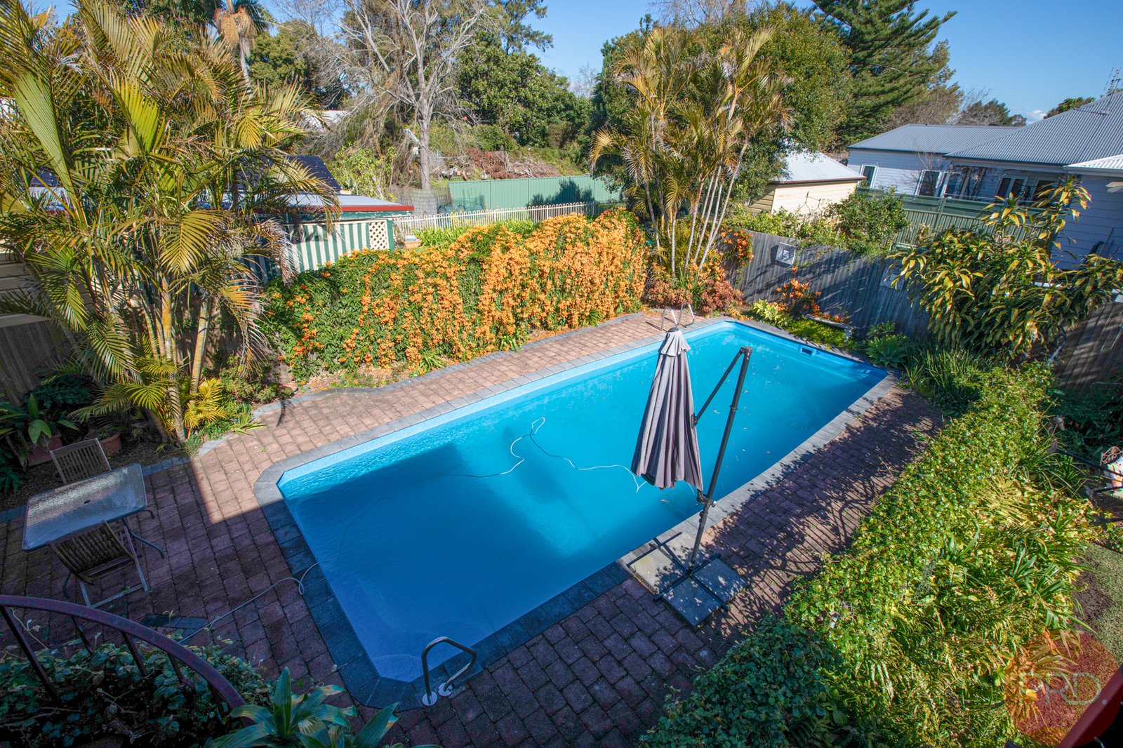 13A Allan Street LORN 29