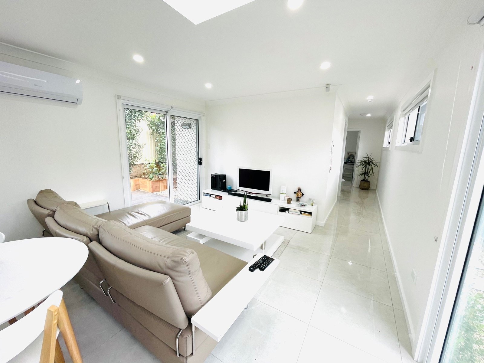 13A Armitree Street KINGSGROVE 1