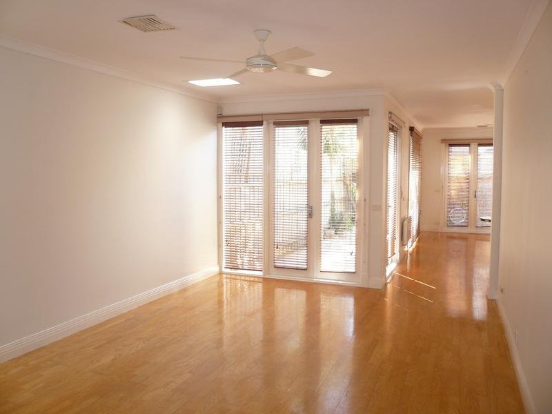 Gallery: 13a Broadway