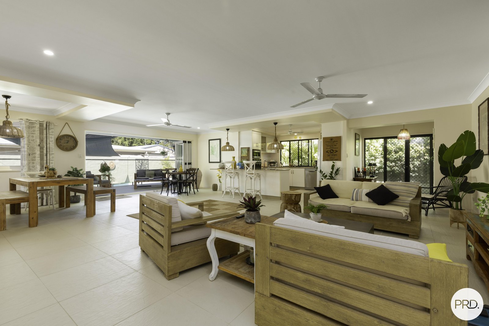 13A Bucasia Esplanade BUCASIA 33