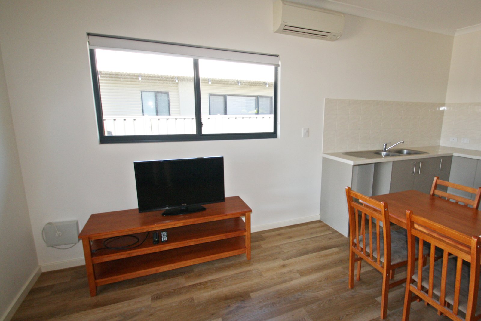 13a Hin Way BILINGURR 2