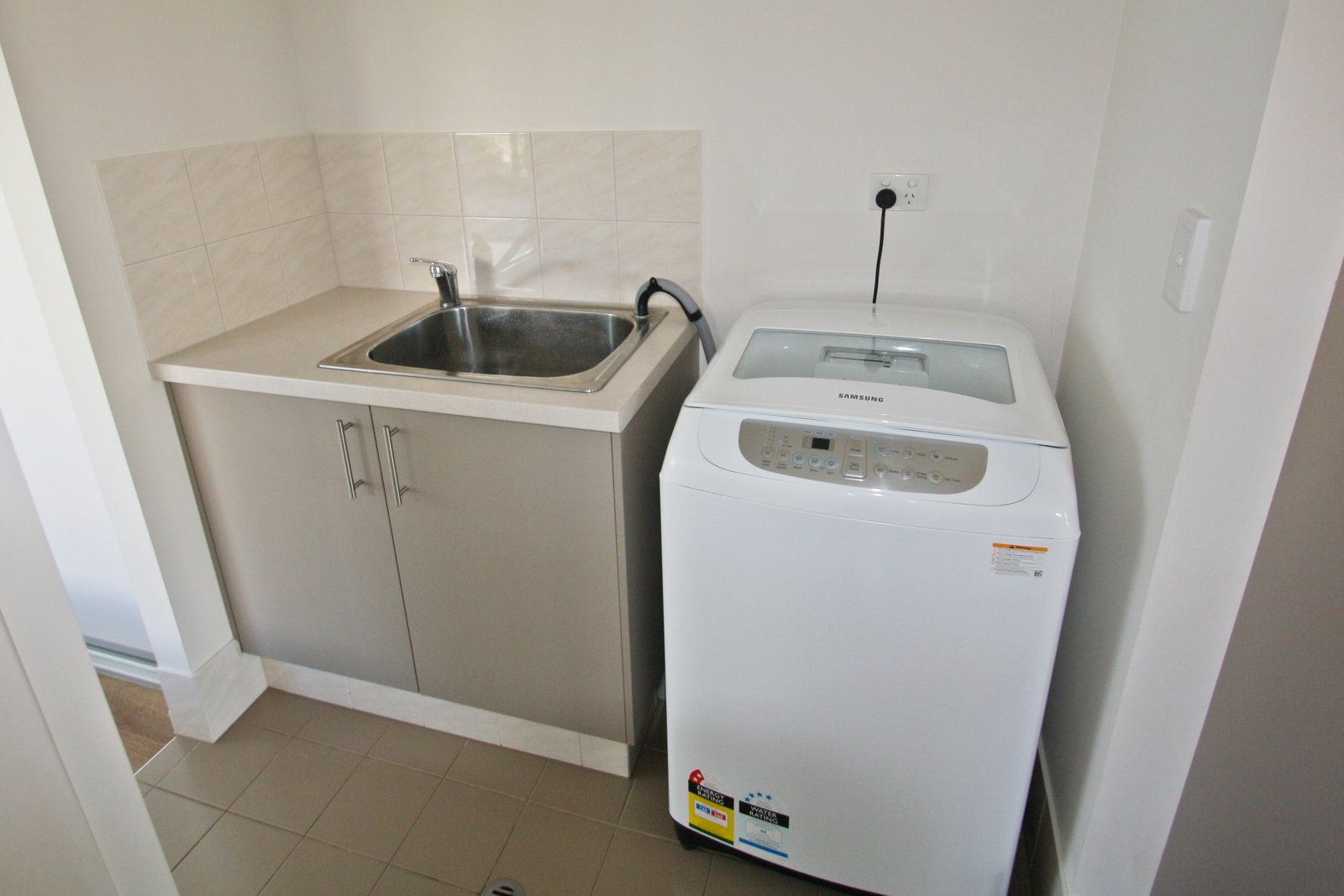 13a Hin Way BILINGURR 8