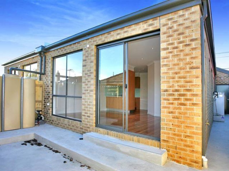 Gallery: 1/3A Indwe Street
