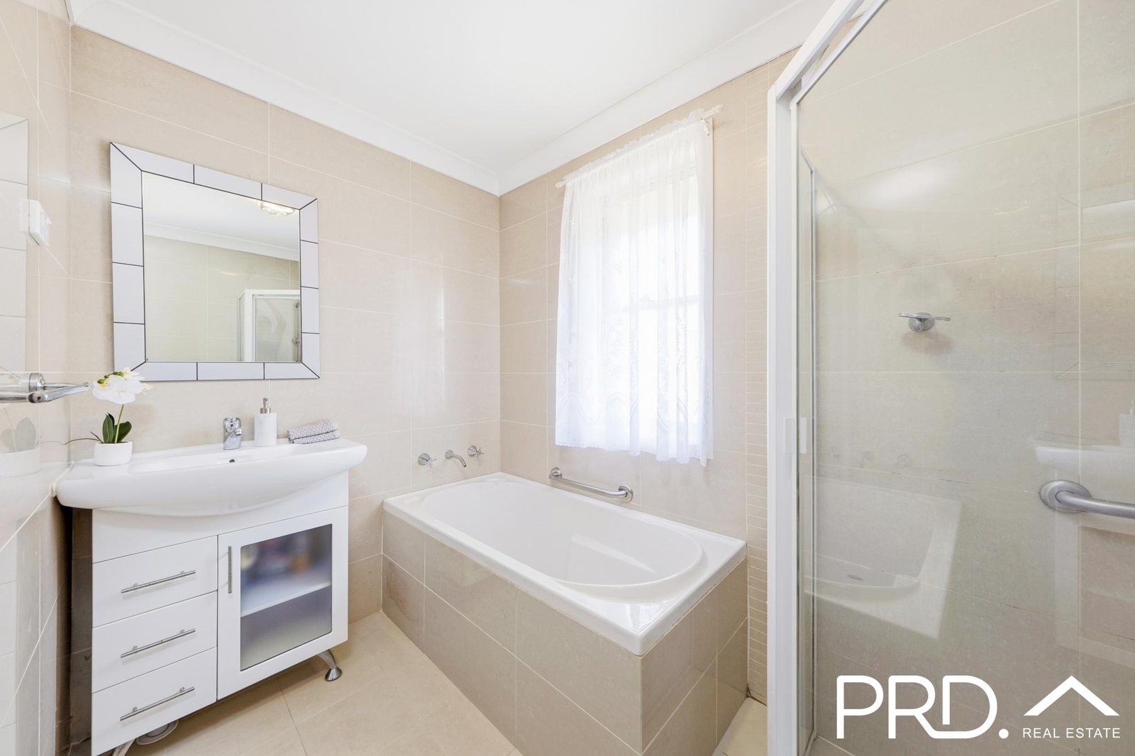 13a Matthews Avenue EAST HILLS 11