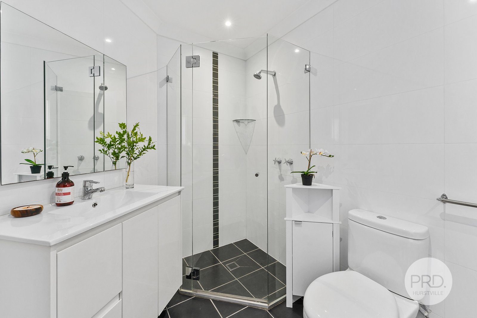 13A Universal Street MORTDALE 6