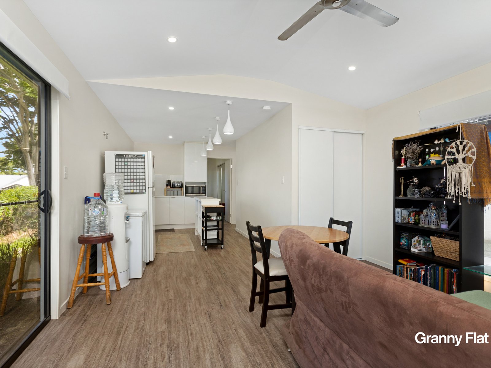 13B Mattocks Road BURLEIGH WATERS 3