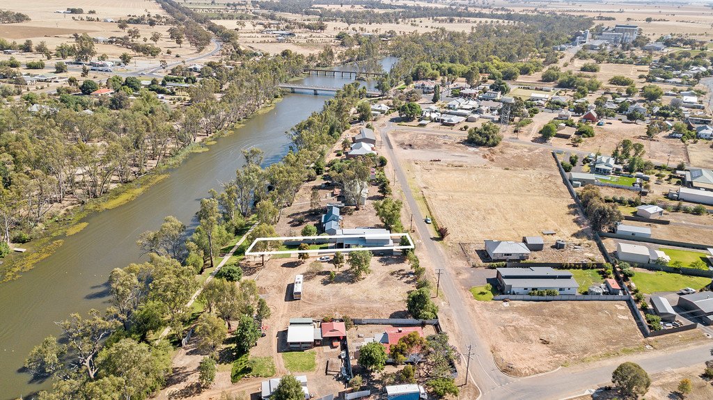 13B Park Street BRIDGEWATER 18