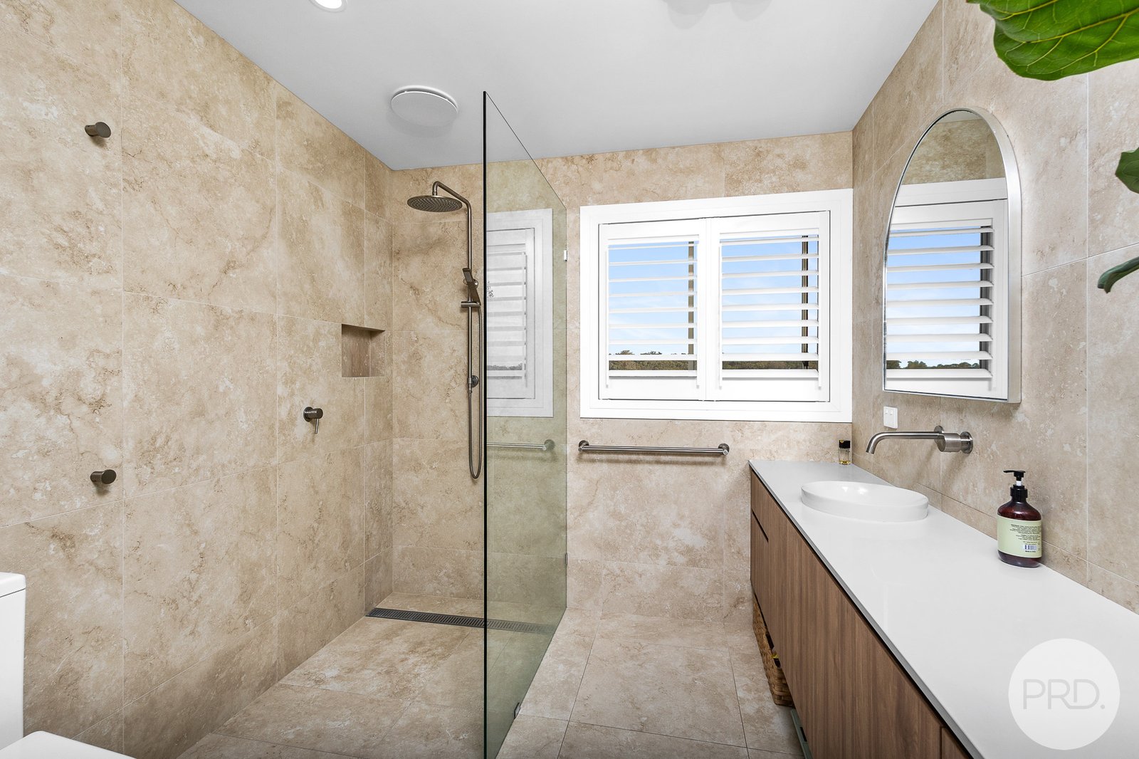 13B Scott Circuit SALAMANDER BAY 12