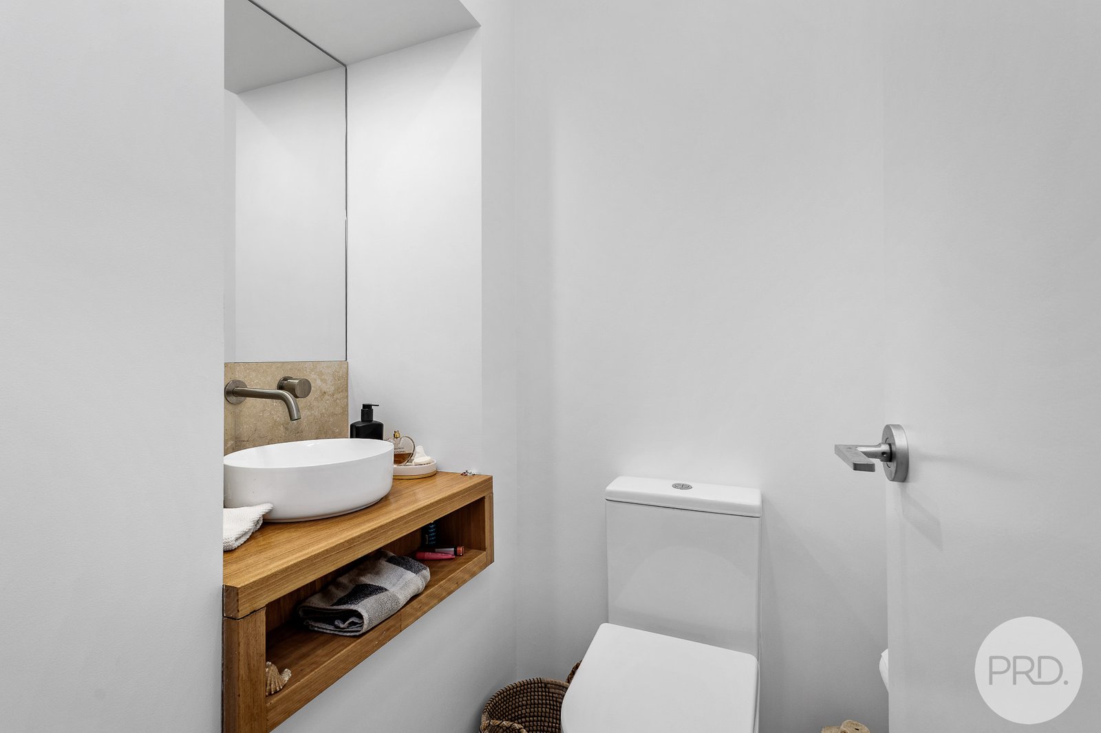 13B Scott Circuit SALAMANDER BAY 18