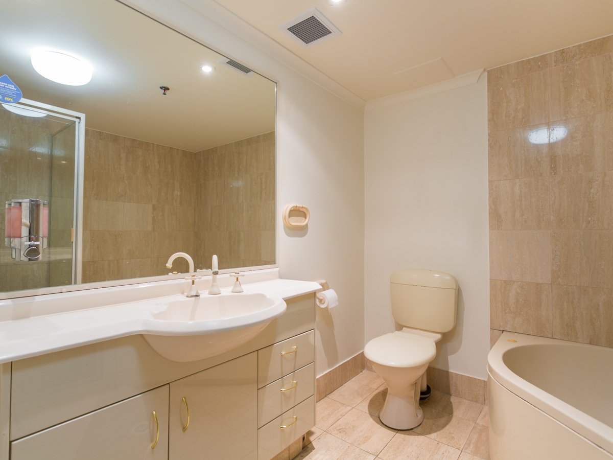 13B/3 Second Avenue BURLEIGH HEADS 7