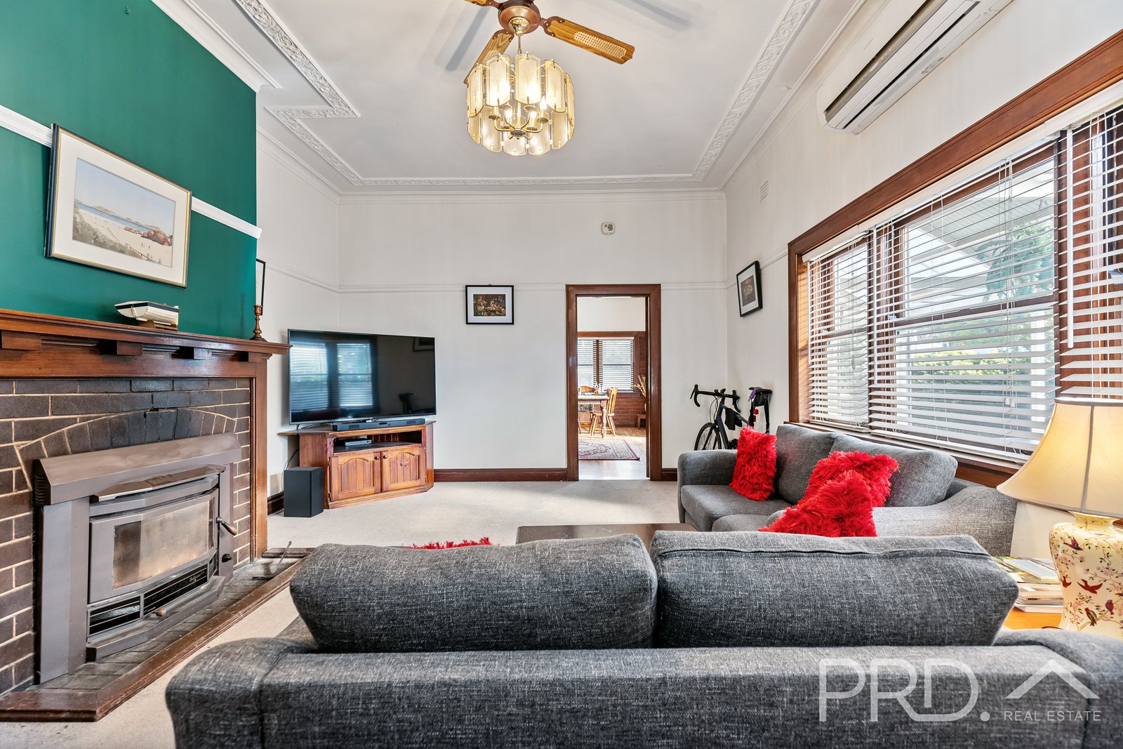 14-16 Pioneer Street BATLOW 2