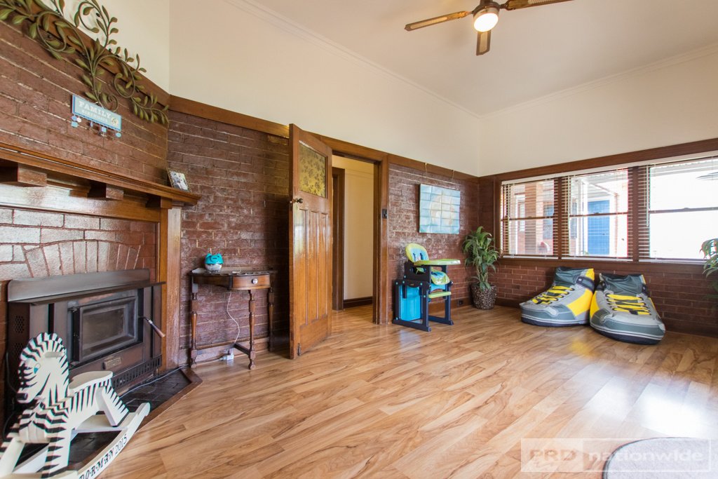 14-16 Pioneer Street BATLOW 11