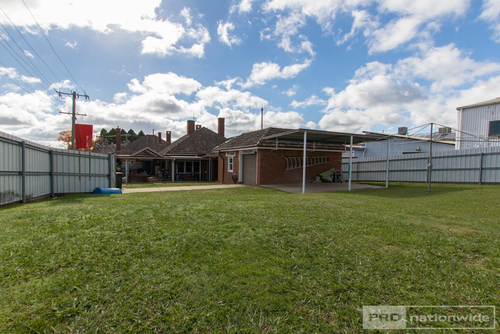 14-16 Pioneer Street BATLOW 15